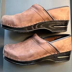 Bjorndal brown leather clogs, size 10
